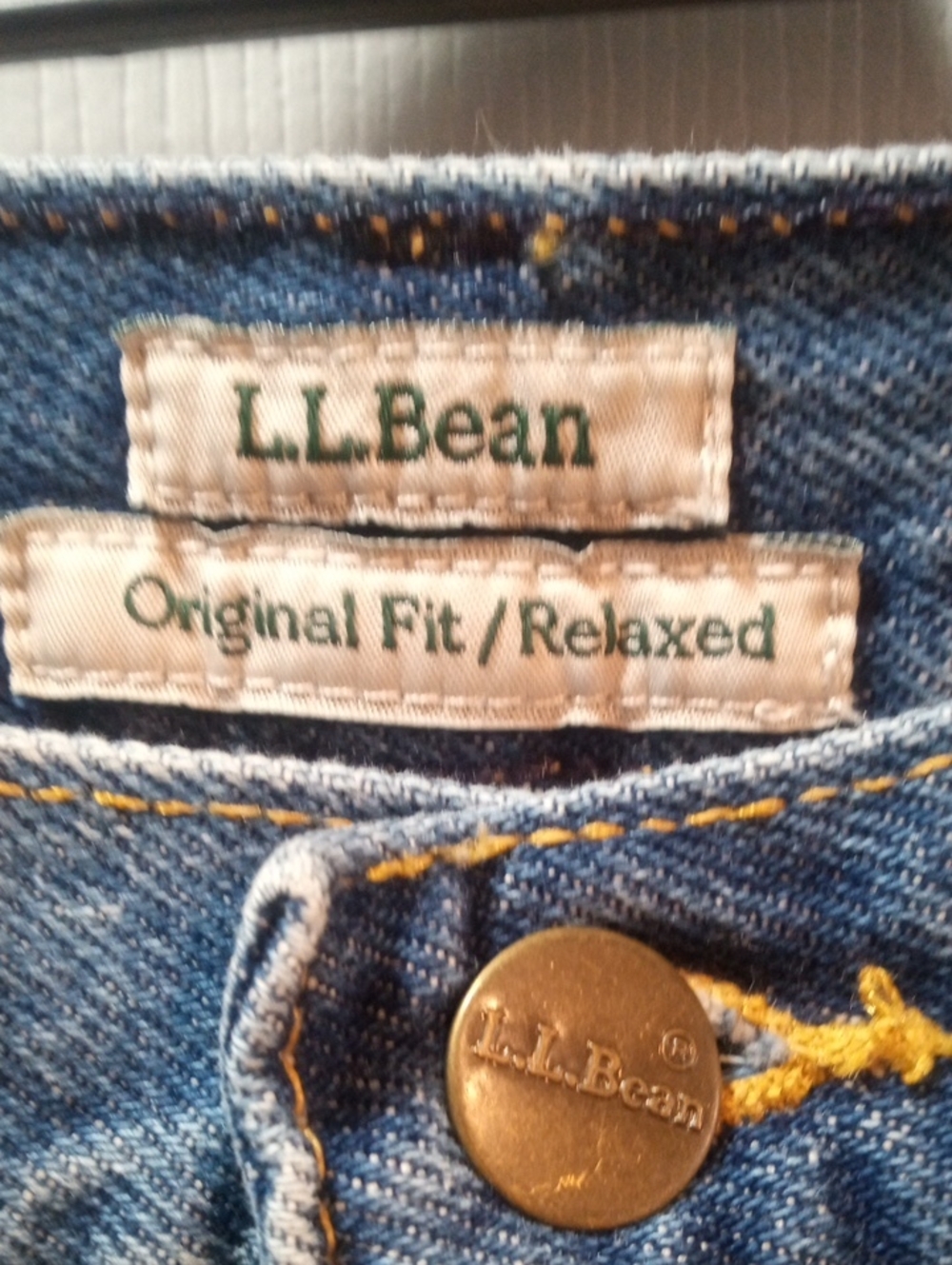 L.L. BEAN ORIGINAL FIT RELAXED JEANS - Picture 5 of 10